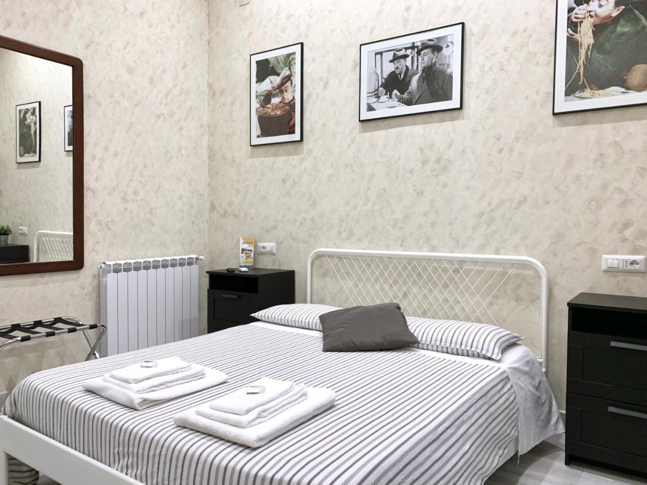 Bed No Breakfast Ak Hotel Napels Buitenkant foto